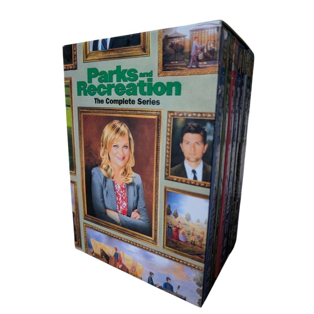 PARKS & RECREATION! THE ENTIRE SERIES IN A BOXED SET OF 7, 23 DVD'S! EXCELLENT!